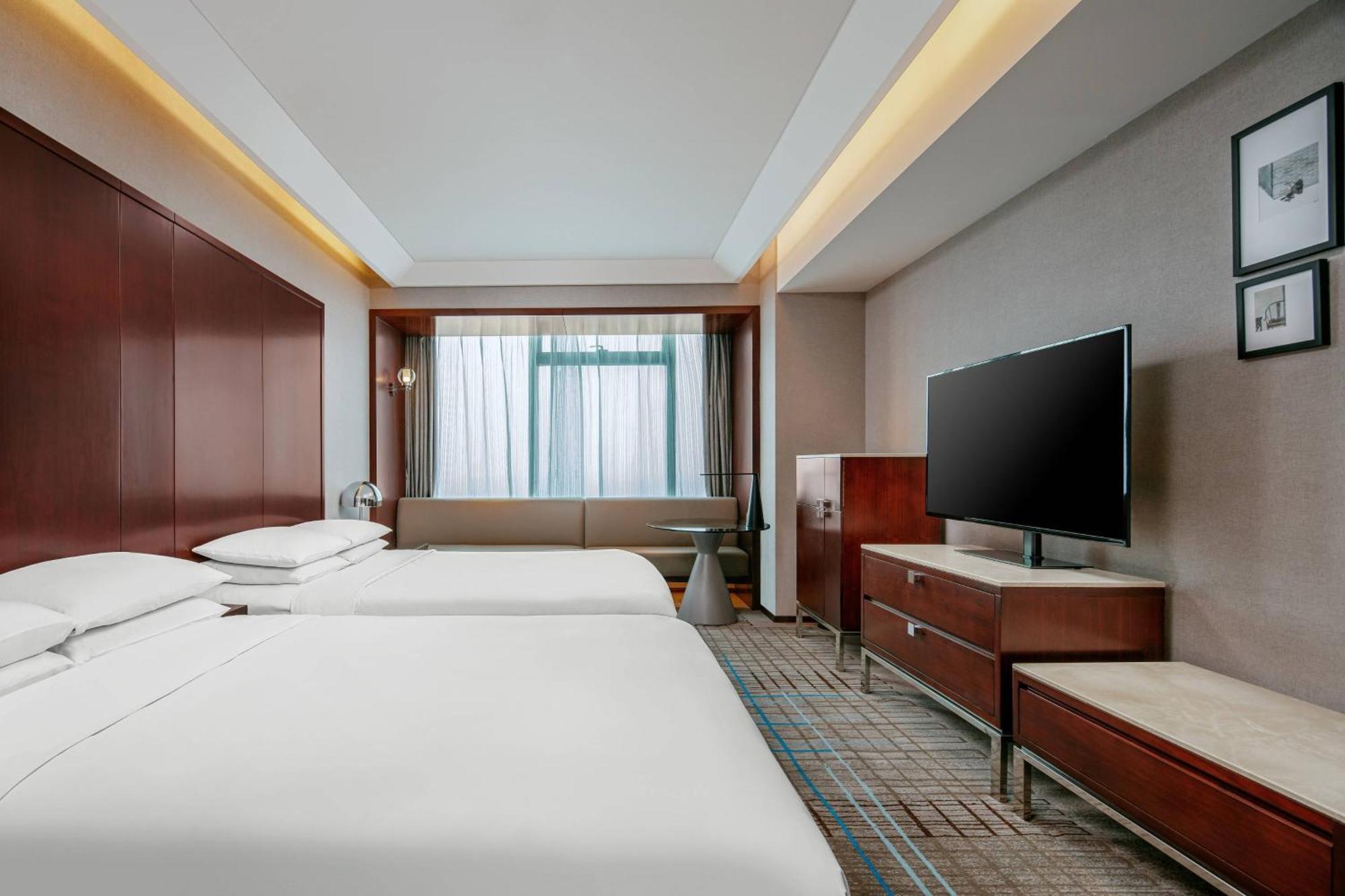 Renaissance Shanghai Zhongshan Park Hotel Esterno foto